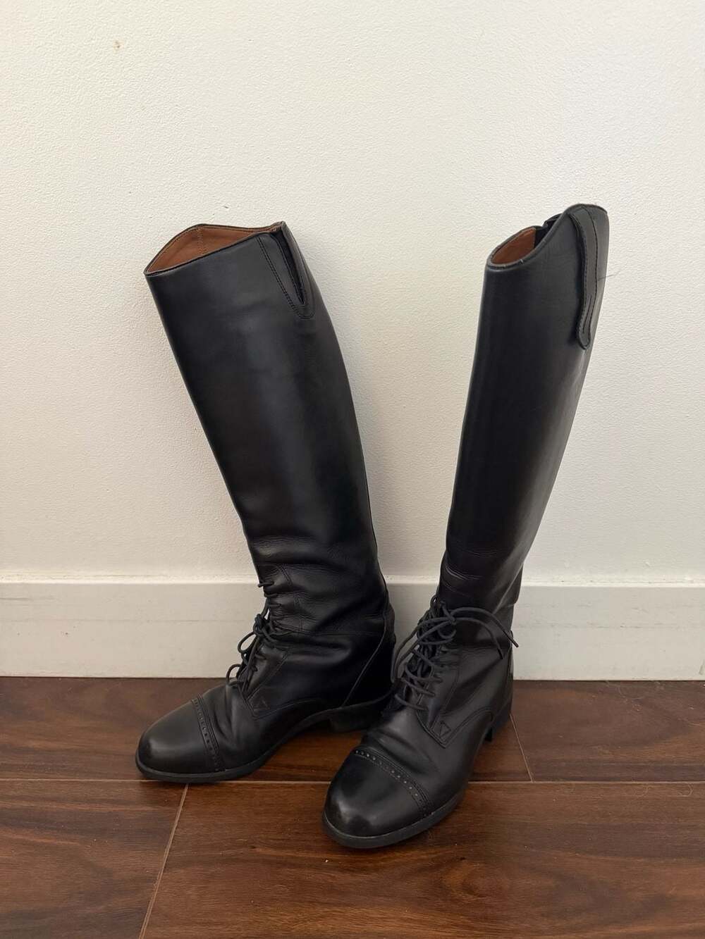 Ariat Women's Heritage Contour Field Boot